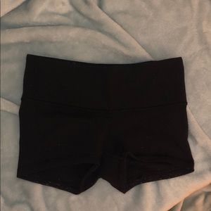 Lululemon spandex shorts